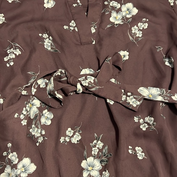 Maternity Blouse - Picture 3 of 3